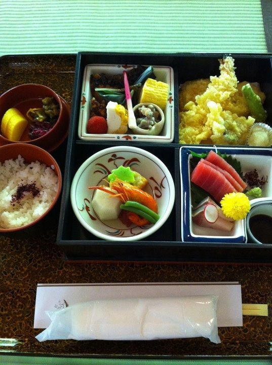 Japán ebéd - Fotó: Maki