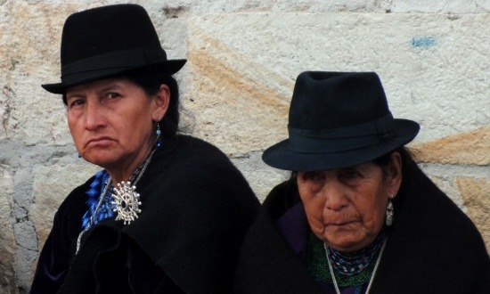 A saragurók Atahualpa iránti tiszteletük jeléül viselnek állandóan feketét