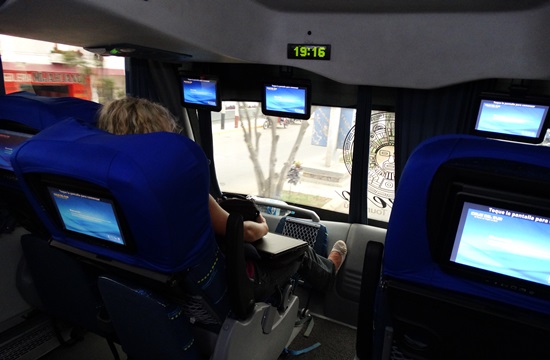 Így néz ki egy perui busz belülről