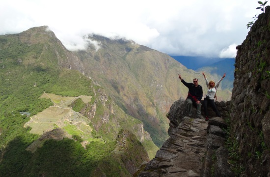 Machu Picchut, mint minden inka romot, valamilyen állat formájára építették. A felfelé néző indián orráról tisztán látszik a kondor két szárnya, de hogy alatta mi van, azt csak a régészek tudják
