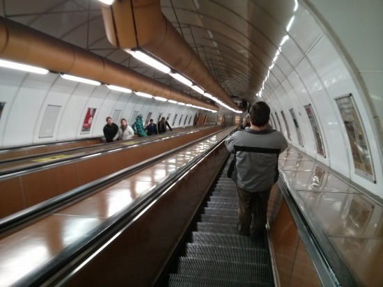 Metro mozgólépcső