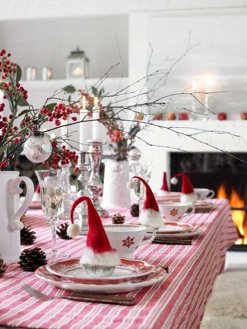 christmas-holiday-table-decorations-95.jpg