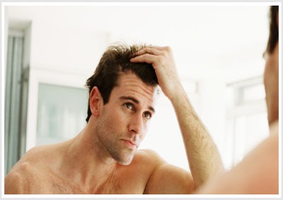 kopaszodás hajhullás zsíros haj korpásodás őszülés hairhungary hajbeültetés hajátültetés safesystem fue2